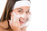 Sữa rửa mặt nên có khả năng làm sạch sâu