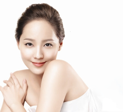 Tinh Chất Dưỡng Trắng D-Na: Dưỡng Chất Trắng Da Nên Biết