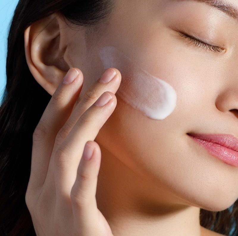 Kem chống nắng tuổi dậy thì cho những ngày học ngoại khoá