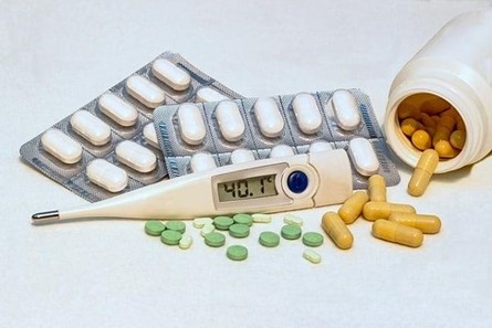 Hạ sốt đúng cách cho trẻ khi sốt