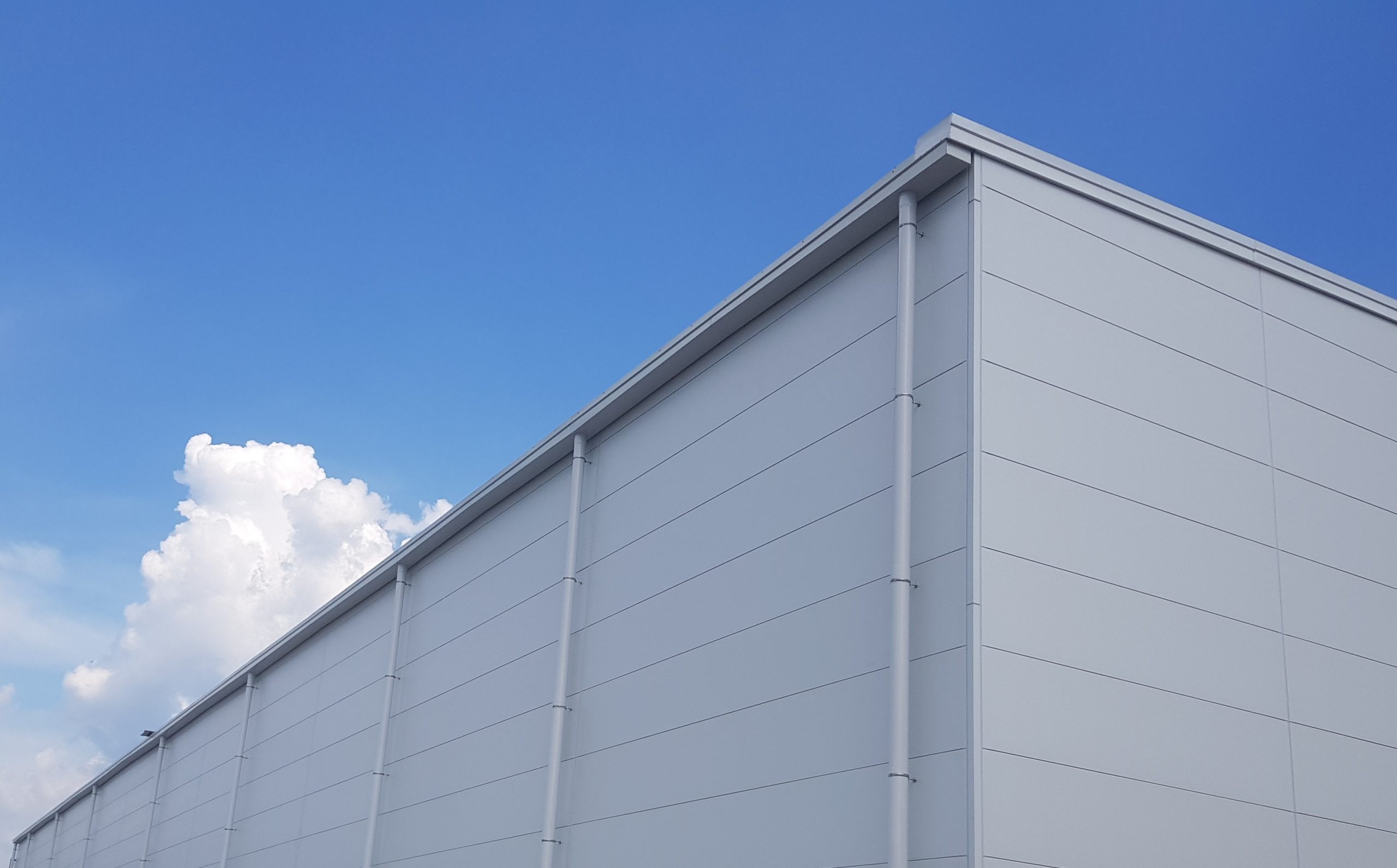 So sánh nhà tiền chế (pre engineered steel buildings) và nhà bê tông cốt thép
