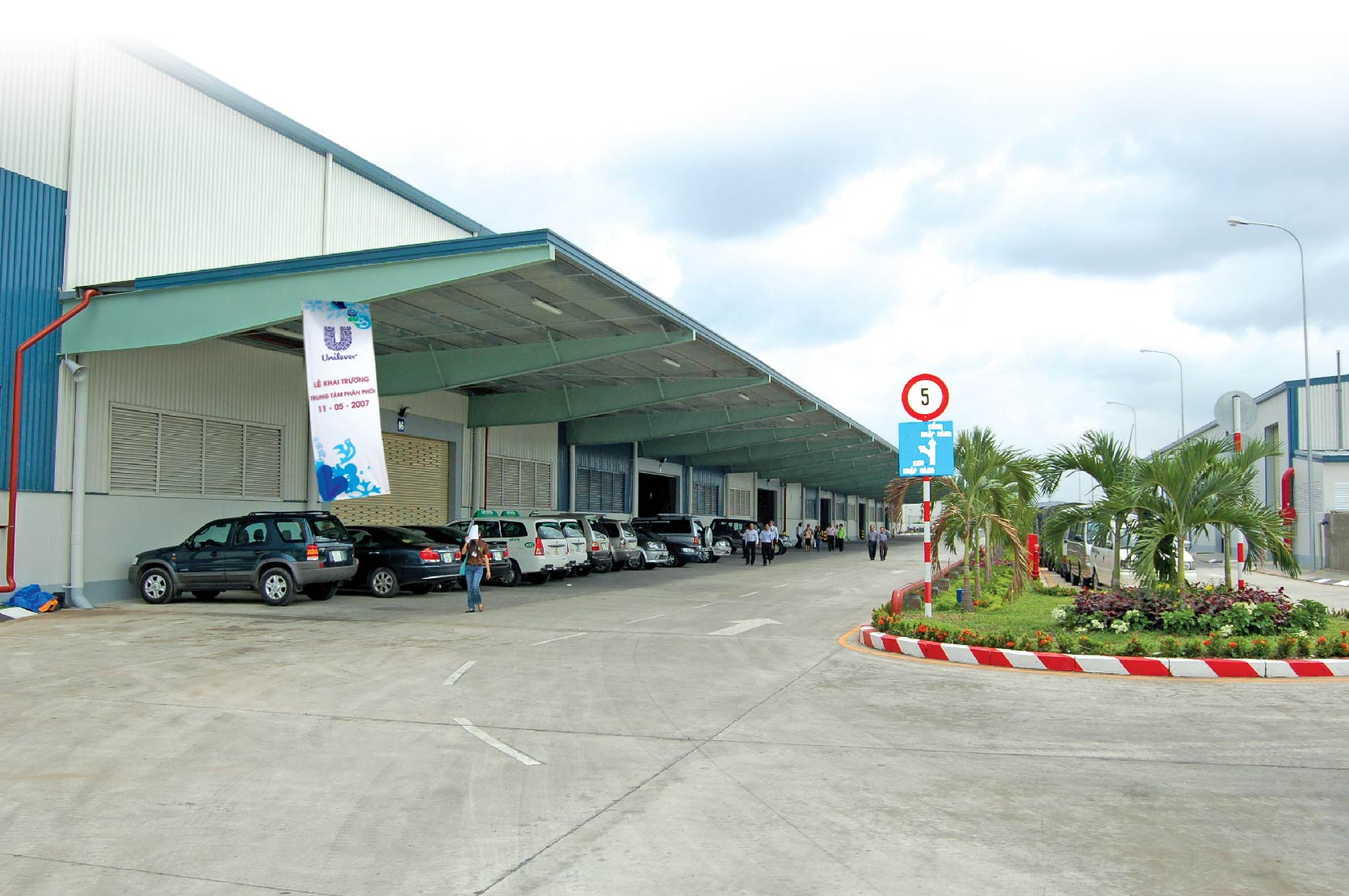 Vì sao phải chọn đúng nhà thầu danh tiếng để thi công Nhà thép?