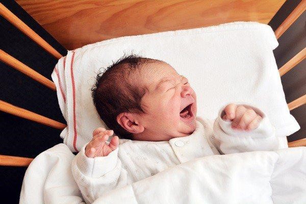 Nguyên Nhân Khiến Trẻ Khóc Đêm, Khó Ngủ