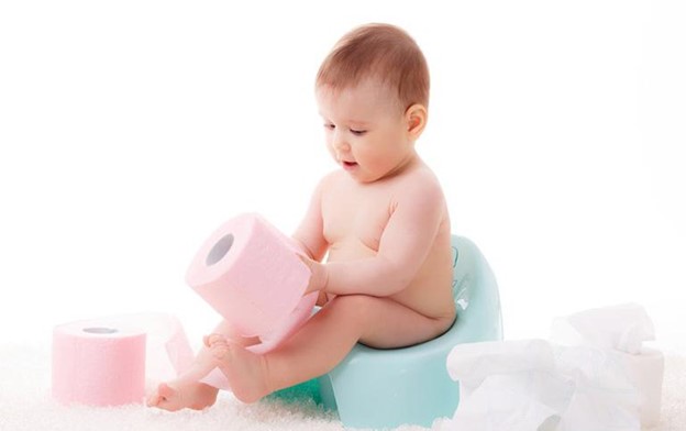 Trẻ nhỏ bị sốt tiêu chảy